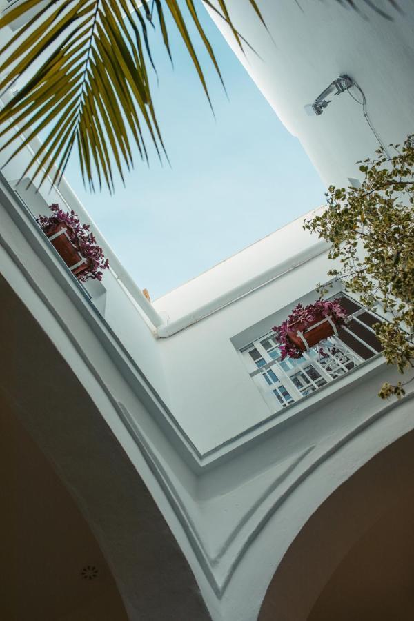 Hostal Africa Tarifa Bagian luar foto