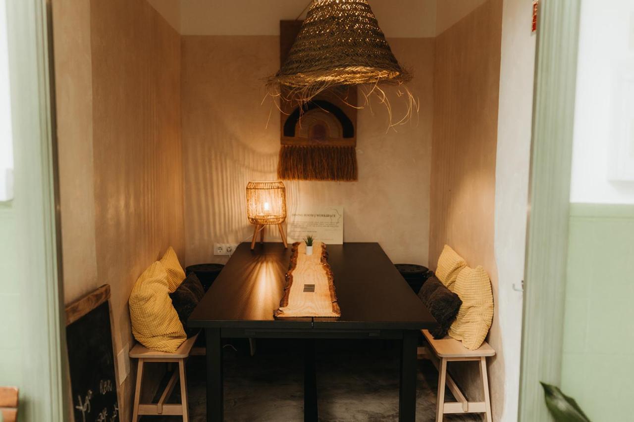 Hostal Africa Tarifa Bagian luar foto