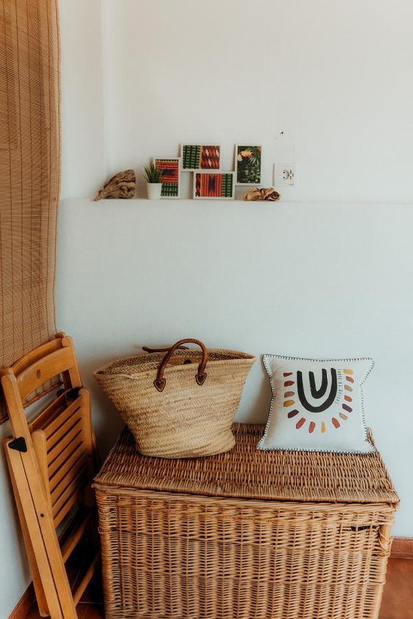 Hostal Africa Tarifa Bagian luar foto