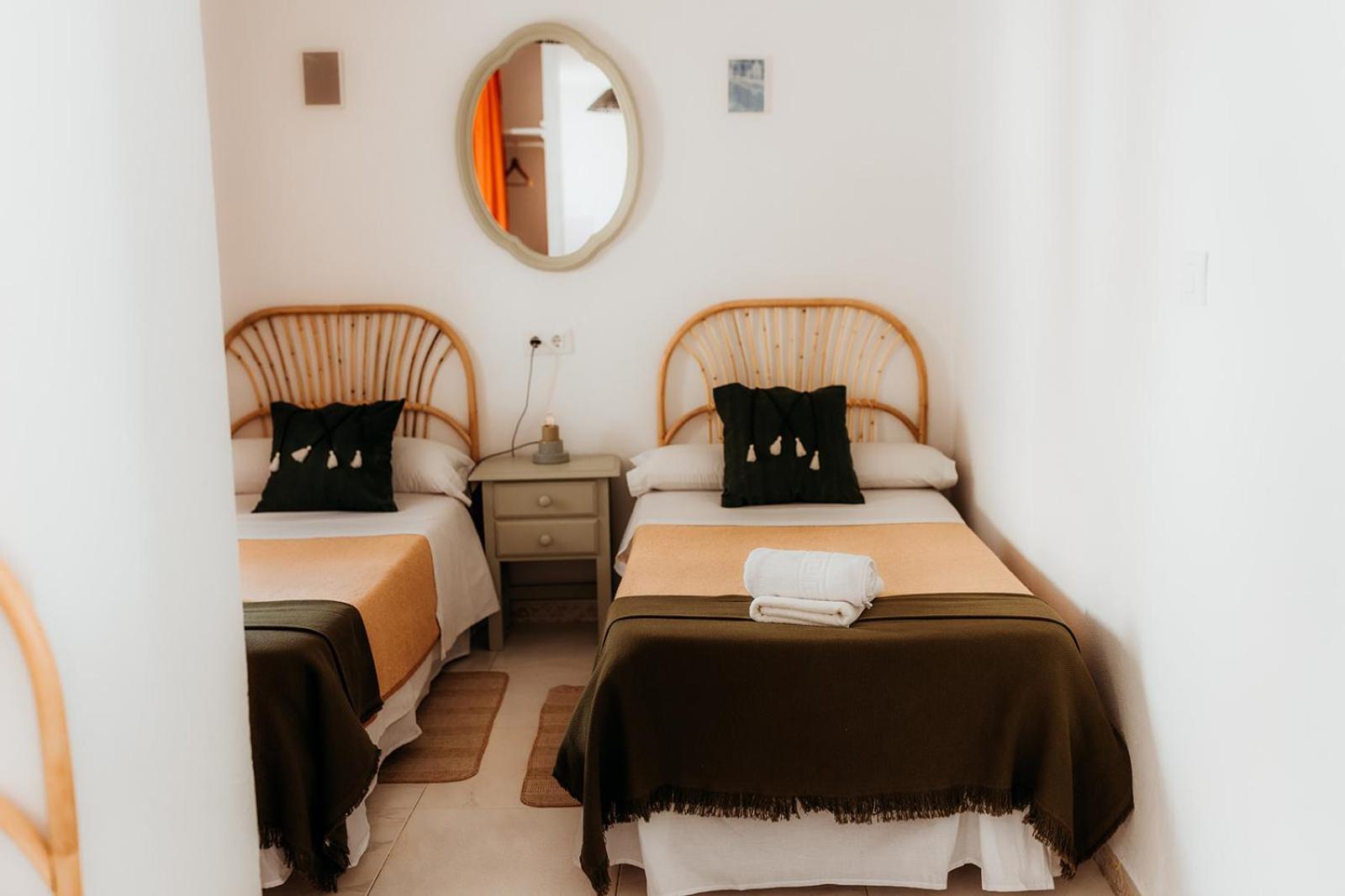 Hostal Africa Tarifa Bagian luar foto