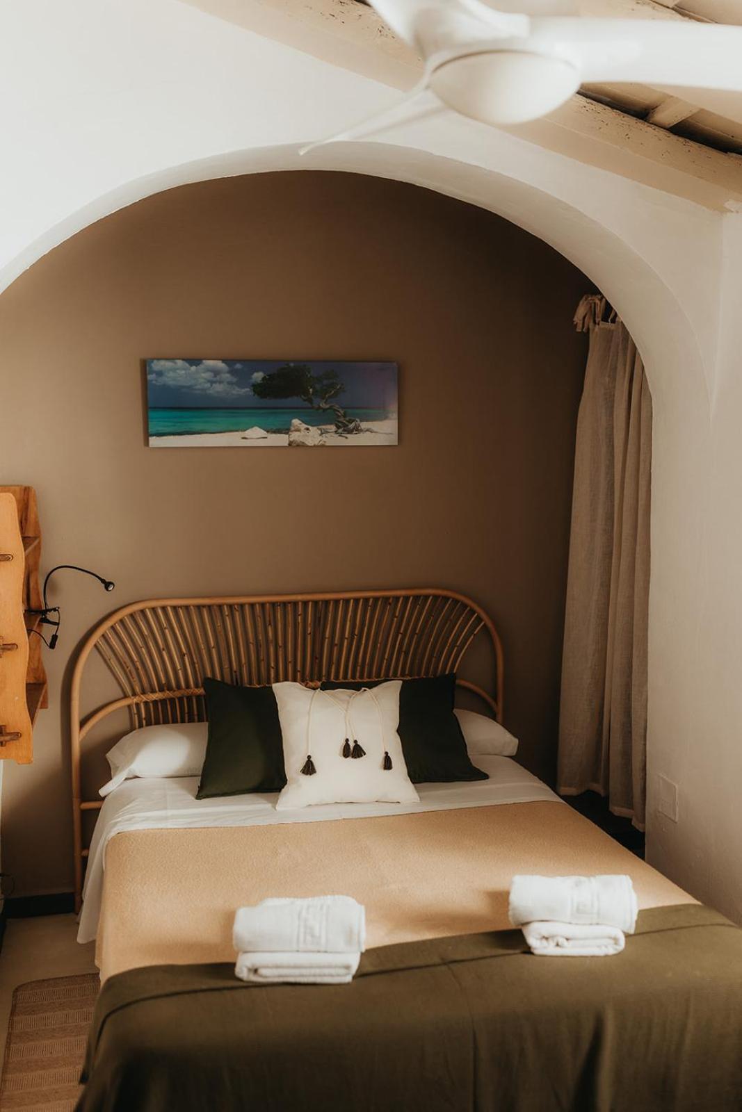 Hostal Africa Tarifa Bagian luar foto